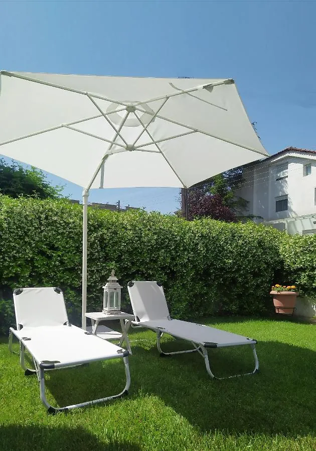 A Majestic Elegant House With A Garden Apartment Peraia  Greece