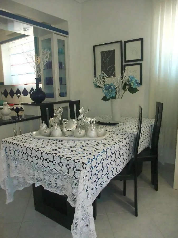 A Majestic Elegant House With A Garden Apartment Peraia  Greece